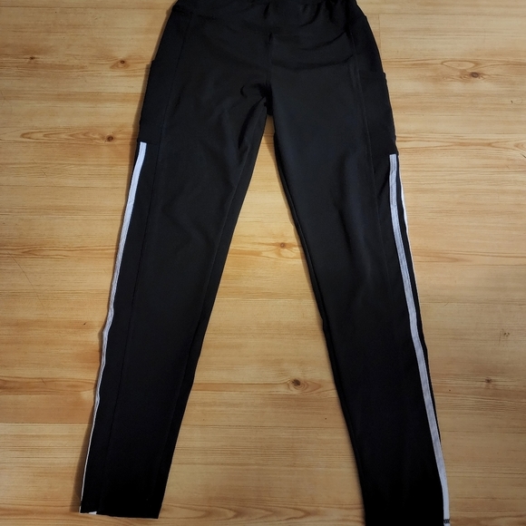 Fashion Forward Women's Side Stripped Side Pocket Joggers - Picture 4 of 8